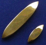 Mellor shuttle, brass